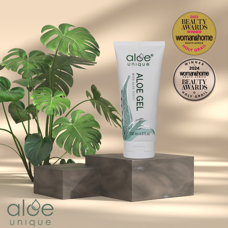 開普蘆薈凝膠•開普蘆薈(ALOE FEROX)凝膠。•添加保濕甘油，能在皮膚上形成保護膜，鎖水、保濕、潤膚效果佳。•純厚凝膠狀舒緩肌膚不適。•可用於妝前保濕、曬後護理、日常保健，全膚質、敏弱肌、全年齡適用。•無添加PARABEN防腐劑(對羥基苯甲酸酯)。•無添加酒精及人工香料、香精。使用時機:輕微燙傷、蚊蟲叮咬、皮膚乾癢、嬰兒紅屁屁、跌倒擦傷妝前保濕、保養前打底、舒緩刮鬍子/除毛/曬後不適注意事項:由於開普蘆薈主要的修復功能，在初次使用或是受損後肌膚再次使用，會有刺痛感，輕微的發熱紅腫，這些都是在修復的過程中所引起的正常反應，也證明產品有感有效，並非過敏。優尼客蘆薈系列產品至今沒有被回報過過敏反應，皮膚過敏通常不會是全面，而是局部性開始，較多為帶有搔癢的痛感。
